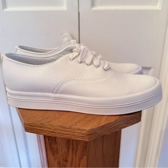 KEDS Women’s White  Leather Platform Lace Up Sneakers Size 7 - Picture 3 of 8